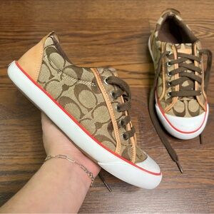 Coach Barrett signature monogram canvas and leather low-top sneakers size 6